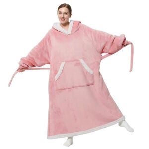 Cuddl Duds Hooded Wearable Blanket - Pink with White Trim. Size Medium